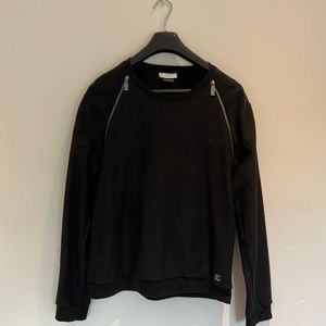 versace pullover, very unique and elegant